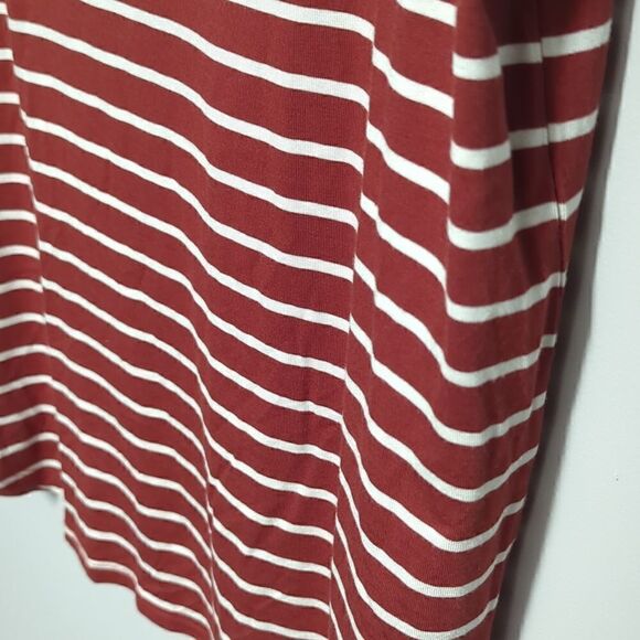 Olivia Sky Scoop Neck Short Sleeve Shirt - Picture 3 of 6